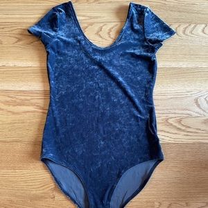 Blue velvet bodysuit with clasp
